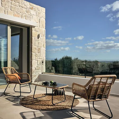 Oceanids Luxury Villas, By Thinkvilla *