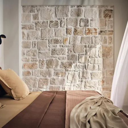 Oceanids Luxury Villas, By Thinkvilla * Vasilikí