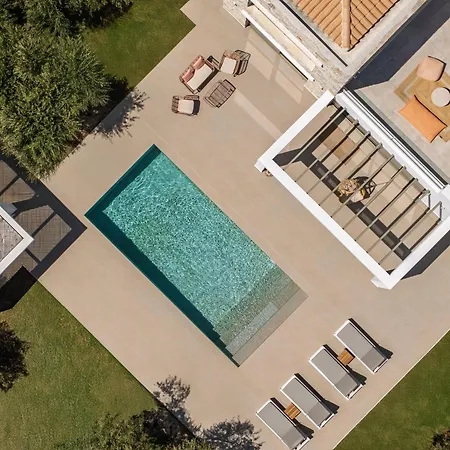 Oceanids Luxury Villas, By Thinkvilla Vasilikí