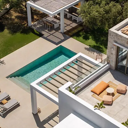 Oceanids Luxury Villas, By Thinkvilla